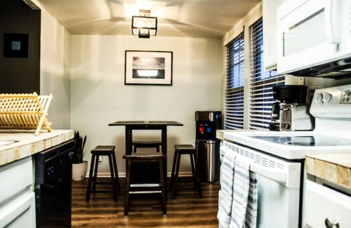 Aurora Casa | Private 3 Level Colorado Townhouse with 2 Car Garage Parking