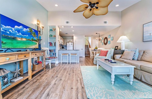 East End Casa | Private 300 Ocean Mile Community with Pool