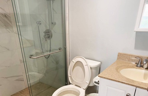 Parkside Casa | Private 3BR/2BA/Pet Friendly Next To Ocean Beach