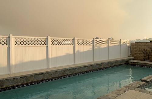 Thousand Oaks Casa | Private 4+ 2.5 near shops & restaurants with a pool & spa!
