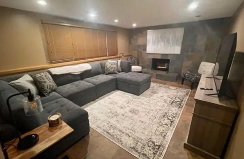Eagan Casa | Private 4-Bedroom Home in Quiet Neighborhood
