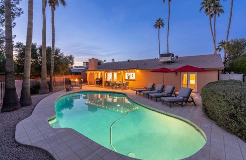 Roadrunner Estates East Casa | Private 4BR Home Oasis in Phoenix, Pool, BBQ, Firepit