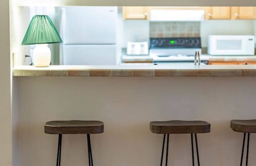Concord Casa | Private 4BR Oasis | 2 KNG BDs | 4 TVs | Free Wi-Fi