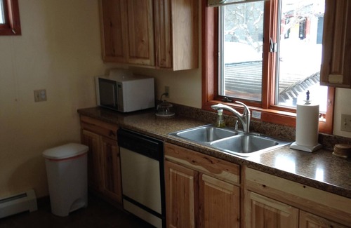 Glenwood Springs Cabaña | The Bear Den cabina privada en el hermoso Acres