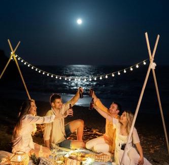 Abu Dhabi City Center Alquiler De Eote | Private Abu Dhabi Island Hopping and Camping