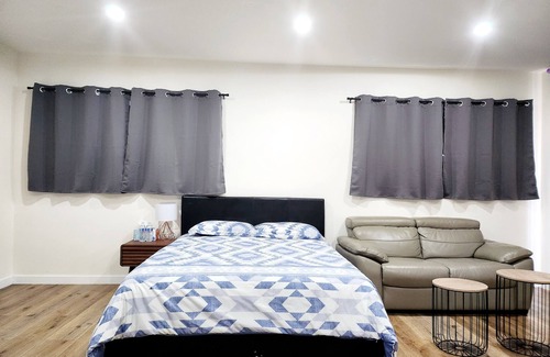 Monterey Park Casa | Private Access Big Master Suite