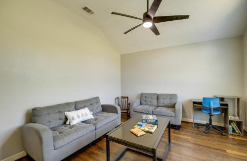 Cove Casa | Private Acreage, Pergola and Fire Pit Baytown Home
