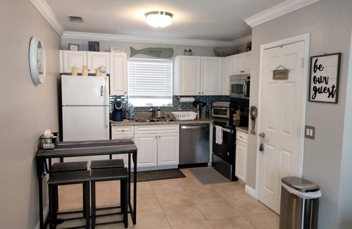 Stuart Apartamento | Private and cozy Downtown Stuart Oasis