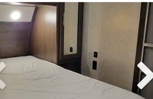 Rosehill Casa | Private and delightful one bedroom travel trailer