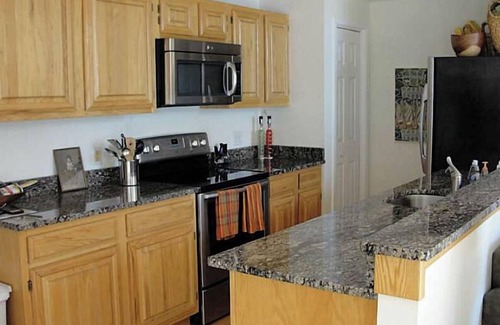 North Bridgton Casa | Unidad privada y tranquila frente al lago con playa privada y muelle