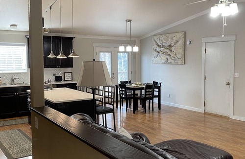 Fairbanks Casa | Private and Tranquil home- on Chena Hotsprings Rd
