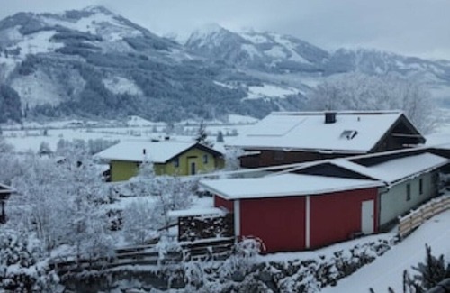 Furth Cabaña | Private apartment 220m2 8 to 15 persons, Haus Stefin, Zell am See