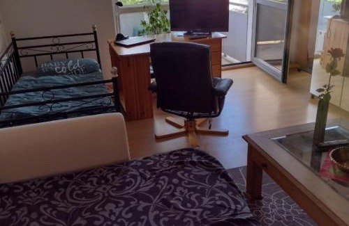 Kirchrode-Bemerode-Wulferode Apartamento | Private Apartment