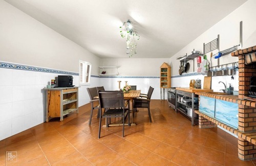 Setubal Apartamento | Vrbo Property