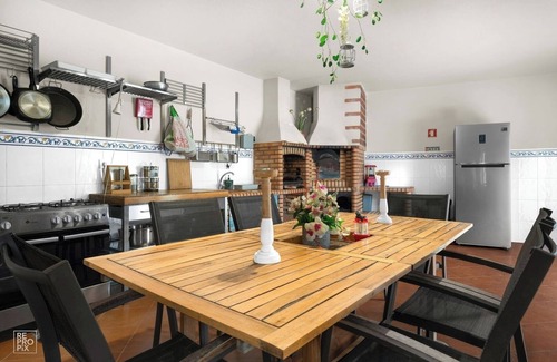 Setubal Apartamento | Vrbo Property
