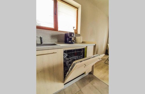 Trakata Apartamento | Private Apartment in Cypress Complex 12
