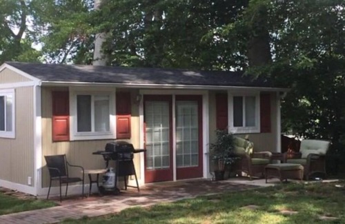 Alexandria Apartamento | Private Apt with backyard