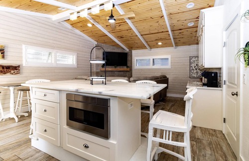St. Augustine Beach Cabaña | Private Beach Oasis, sleeps 4- Hot Tub! Heated Pool Available