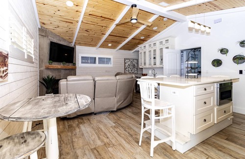 St. Augustine Beach Cabaña | Private Beach Oasis, sleeps 4- Hot Tub! Heated Pool Available