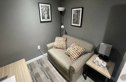 Fairborn Apartamento | Private Basement Apt With Kitchen, all Inclusive. Near WPAFB & WSU!