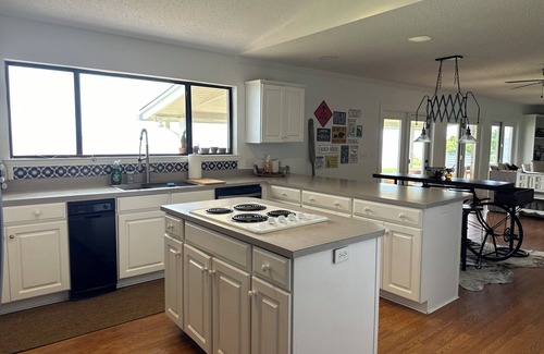 Freeport Casa | Private Bayfront Escape near Destin and 30a.