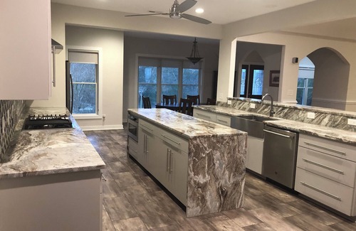 Norfolk - Virginia Beach Casa | Private beach. Amazing Chesapeake Bay views. Luxury Home near major attractions