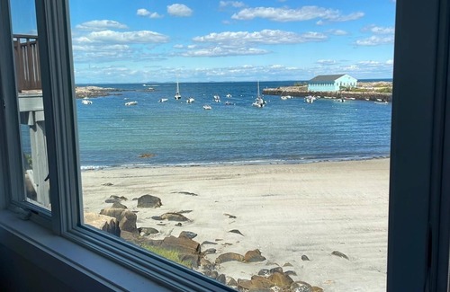 Gloucester Casa | Private Beach! Dream vacation at your private beach in Gloucester