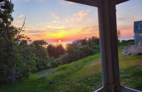 Brewster Cabaña | Private Beach. Fabulous Bay Views. WIFI