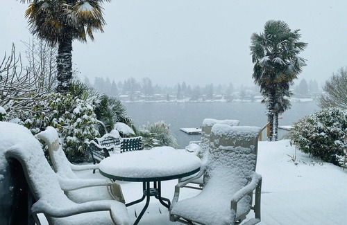 SeaTac Casa | 【Private Beach Lake House】- 7mins to SeaTac Airport