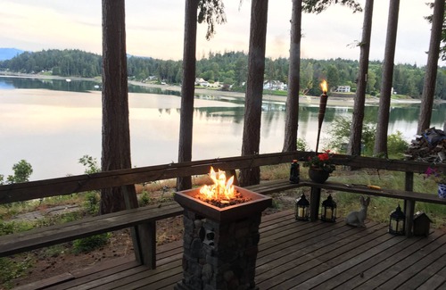 Olympia Cabaña | 2+ dormitorios, 1 BA 100 'Waterfront Cottage pasos de la playa privada en Puget Sound 6 slps