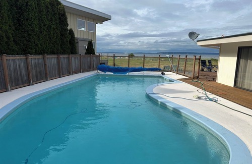 Kingston Casa | Private Beach, Pool, and Amazing Puget Sound and Cascade Mountain Views