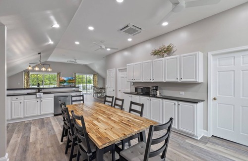 Seneca Falls Casa | Private Beach | Views: Majestic 2-Home Lake Estate