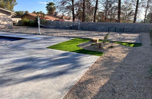 Las Cruces Casa | Private Beach Volleyball Pool Retreat