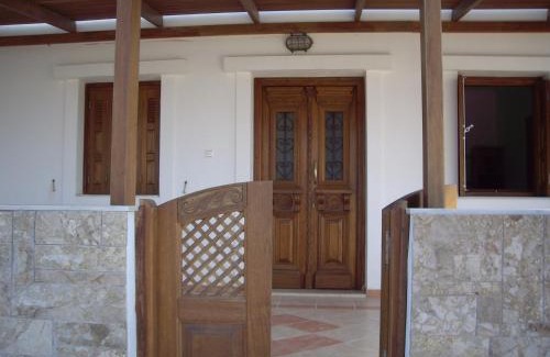 Lefkos Casa | private beachfront house