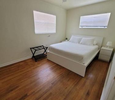 Fellowship Casa | Private & Beautiful - 3 BR Home - Fenced Backyard