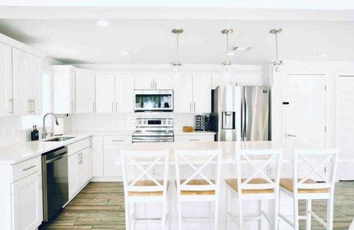 Neptune Beach Casa | Private beautiful beach house