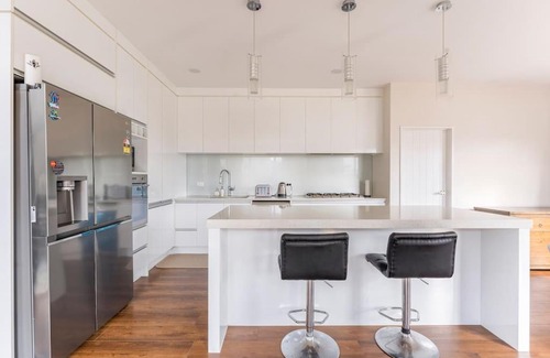 Flat Bush Casa | Private Bedroom Ensuite Close to all amenities