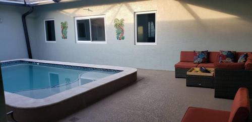 Port Saint Lucie Casa | Private Bedroom with Bath & Pool Access in Peaceful Port Saint Lucie