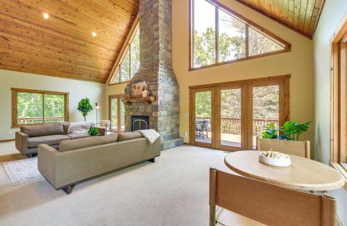 Amery Casa | Private Boat Dock Lake Wapogasset Retreat!