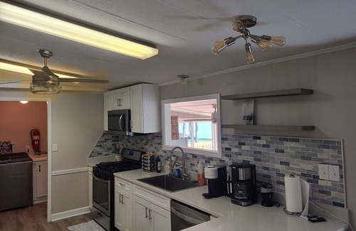 Ridgeway Casa | #Private boat ramp, remodeled house, lake front & gorgeous views!