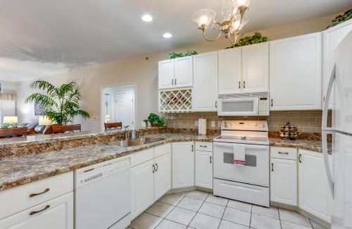 Osage Beach Apartamento | Private Boat Slip Family-Friendly Lazy Days Condo