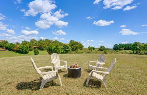 Livingston Casa | Private Boat Slip on Lake Anna 3,000-Sq-Ft Home!