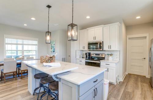 Livingston Casa | Private Boat Slip on Lake Anna 3,000-Sq-Ft Home!