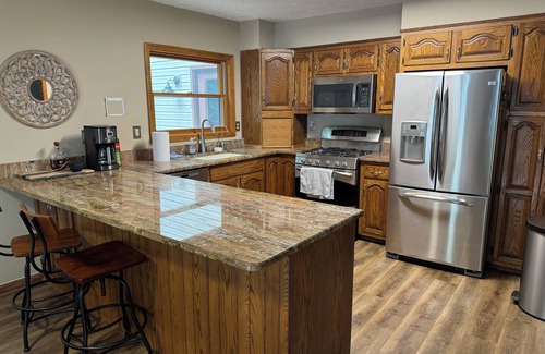Ovid Casa | Private Breathtaking Lake House on Cayuga lake near wineries and parks