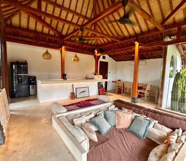 Cemagi Hotel | Private Bungalow - 2min walk to Seseh Beach