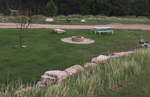 Custer Alquiler De RV | Private Camper Site near Popular Attractions