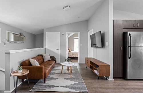 Near Eastside Apartamento | Private Carriage House in the Heart of Indy
