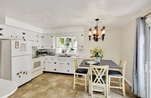 Paradise Casa | Private & Charming Cottage In Rural Lancaster County - 5 mile from attractions