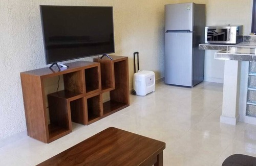Salina Grande Apartamento | Private Comfortable Apartment/ Suite 5min from Supermarket & Marina