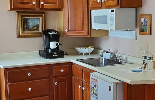 Ellicottville Cabaña | Private Cottage at Saisons Inn in Ellicottville, New York